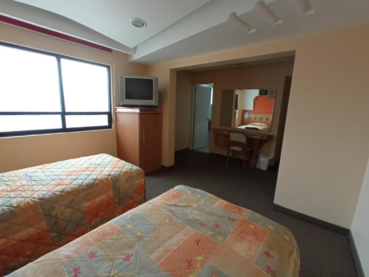 Hotel Terminal De Puebla Zewnętrze zdjęcie